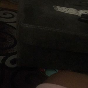 Meet your Posher, Frances